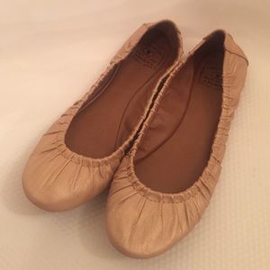 Lucky Brand ruched flats