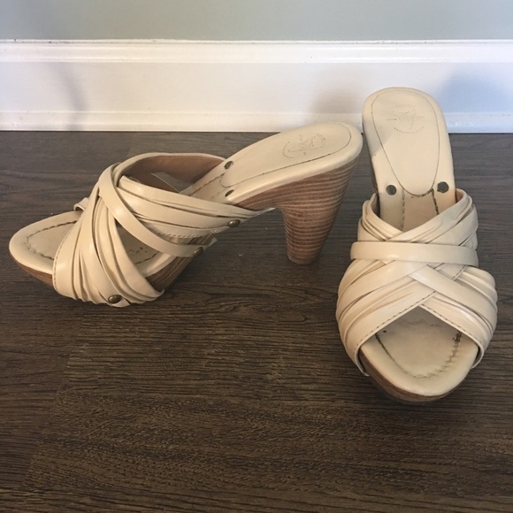 Frye Reese Multi Slide ladies sz 8.5 Cream Color
