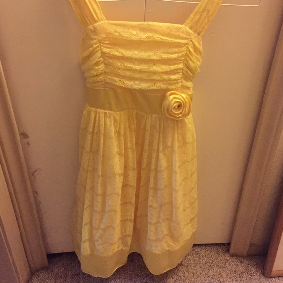 little girls yellow dress