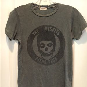 Gray vintage-inspired t shirt