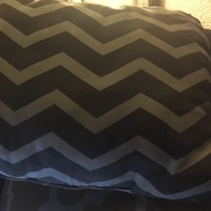 Meet your Posher, Yvette