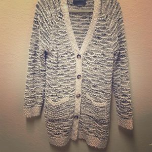 The perfect oversized chunky knit sweater