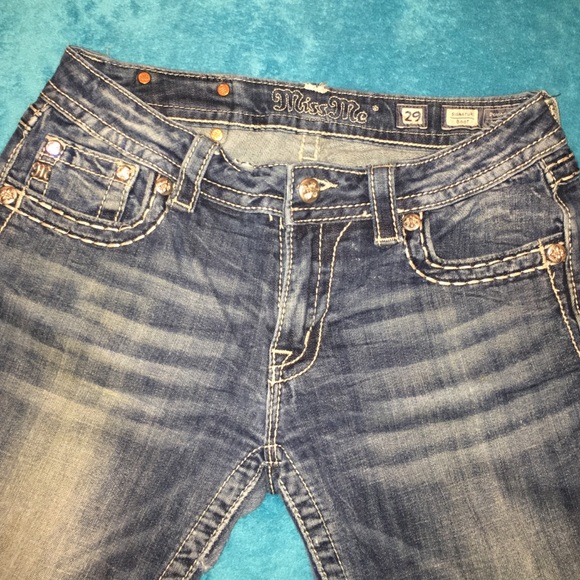 🚫SOLD🚫 Miss Me size 29 - Picture 2 of 3