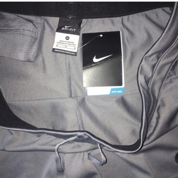 Nike dri-fit Shorts NWT - Picture 2 of 3