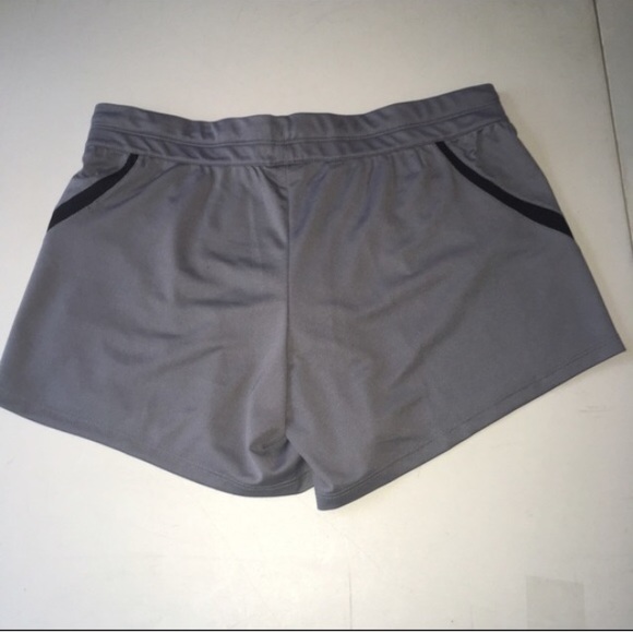 Nike dri-fit Shorts NWT - Picture 3 of 3