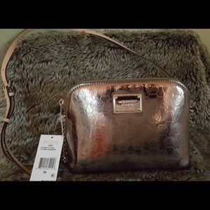 NWT Michael Kors Cindy Nickel Lg Dome Crossbody