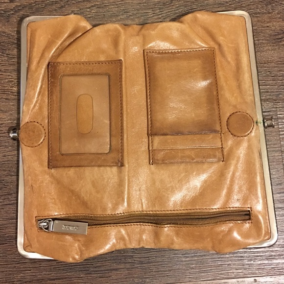 🔴S O L D🔴  HOBO Lauren Caramel Wallet