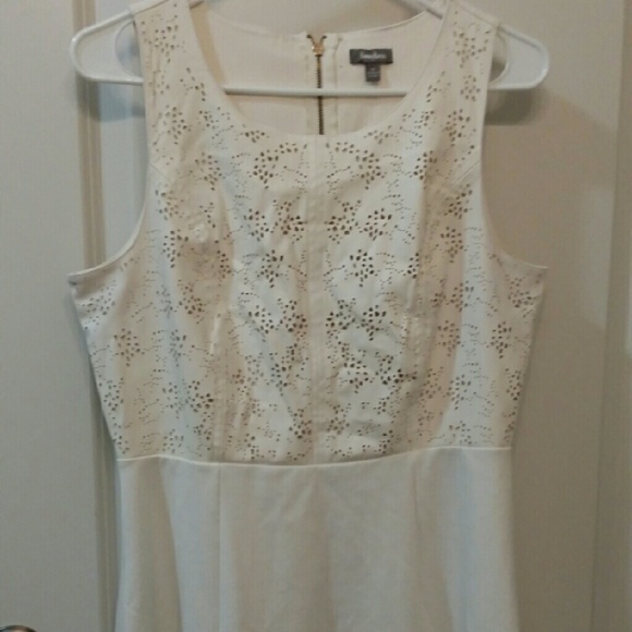White Lasor Cut Sleeveless Dress - Picture 1 of 3