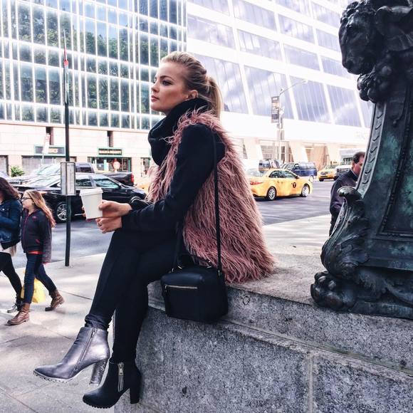 Meet your Posher, Baylie