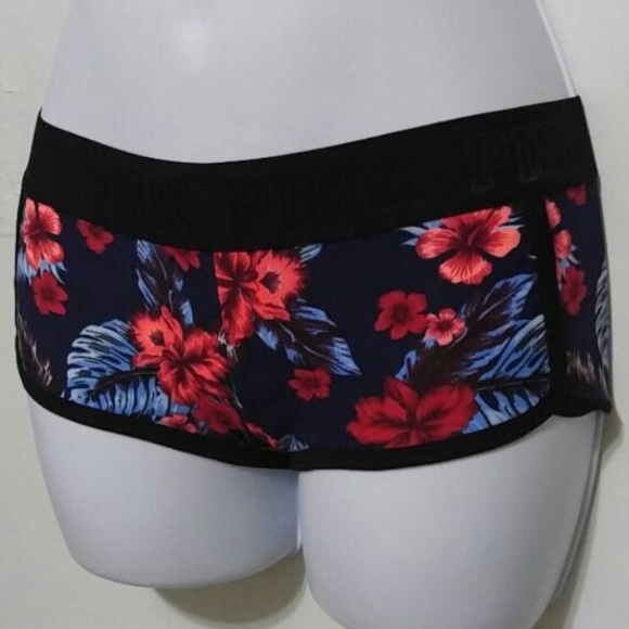 Vs pink boyshorts - Picture 1 of 3