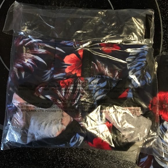 Vs pink boyshorts - Picture 3 of 3