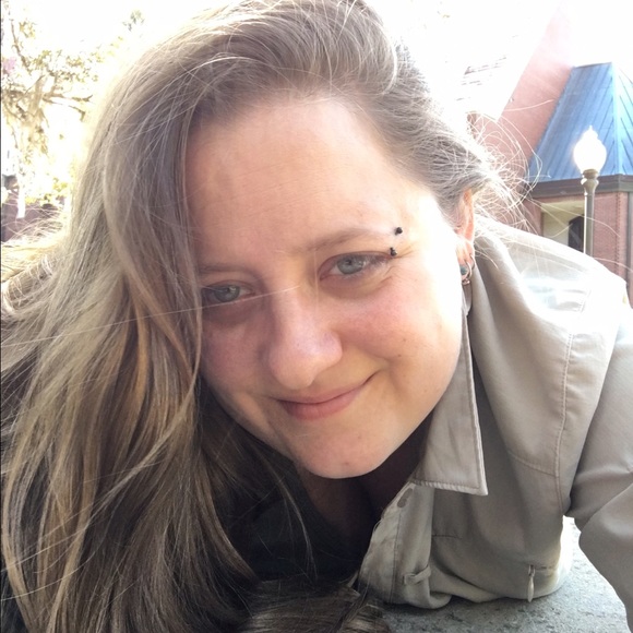 Meet your Posher, Randee - Picture 2 of 2