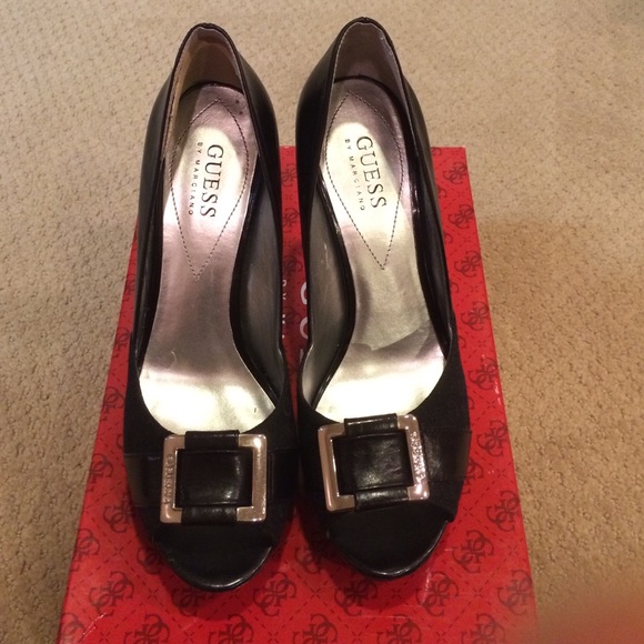 Guess WGroanne - Picture 2 of 4