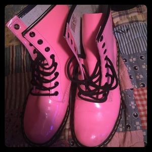 Dr martens pink leather boots