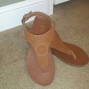 Mia Sylvia flat sandals