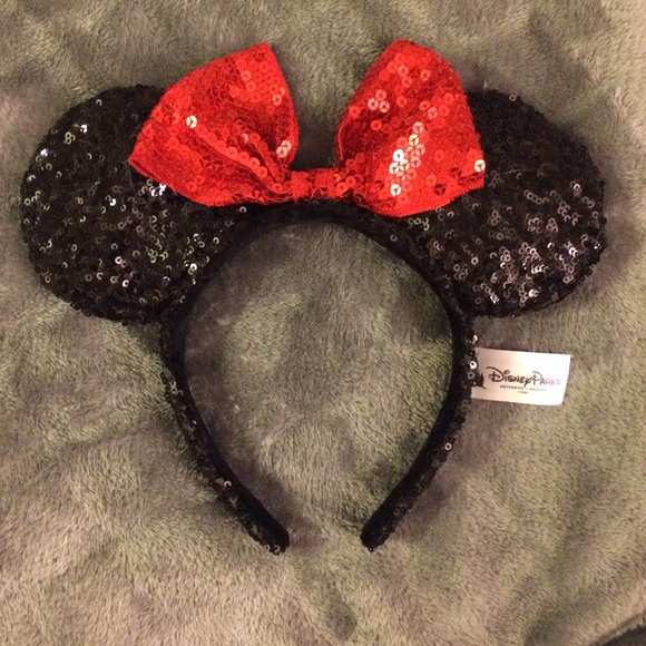 ✨ Disney sequin Minnie Mouse ears