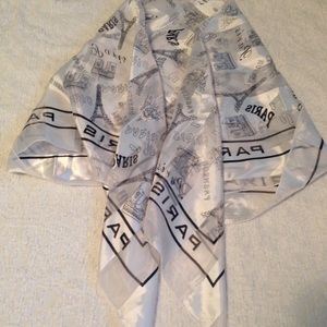 For @robinsnest Ooh la la! Large Paris Eiffel