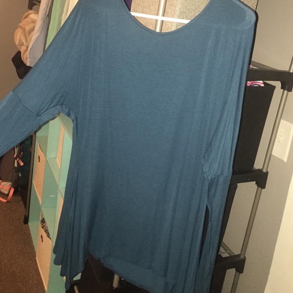 oversized piko top