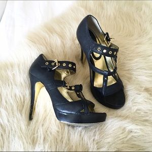Charles David Black Leather Heels