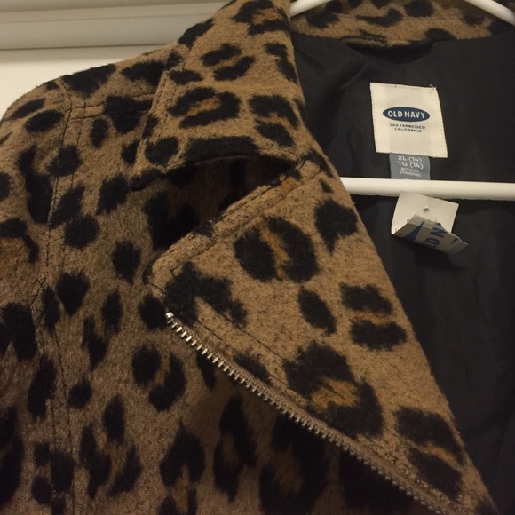 🎁Old Navy Cheetah print Moto jacket🎁 - Picture 2 of 3