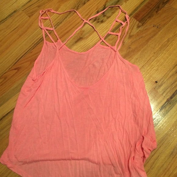 LF tank never worn - Picture 2 of 2
