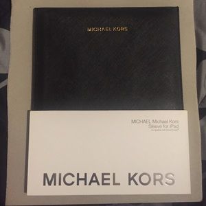 Michael Kors IPad Sleeve