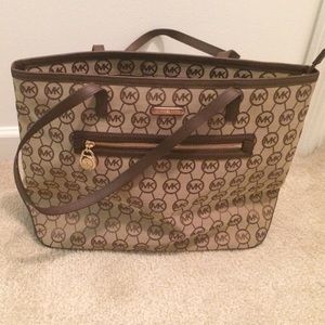 💐 NWT Michael Kors Kempton Large Tote💐
