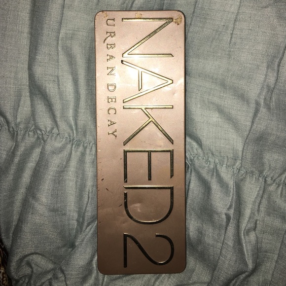 naked 2 pallete