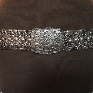 Silver floral engraved stretch belt