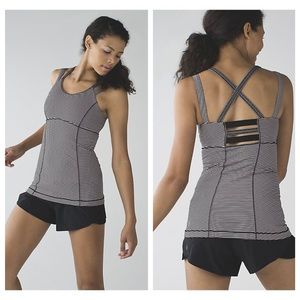 Lululemon Happy Strappy Tank. Size 6