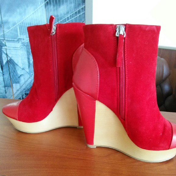From Shoedazzle red wedges boots - Picture 4 of 4