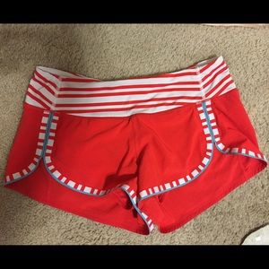 Lulu lemon running shorts