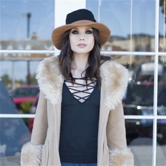 Wool two tone bucket hat - Picture 3 of 6