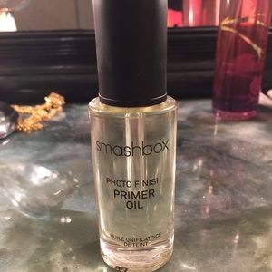 Smashbox primer oil