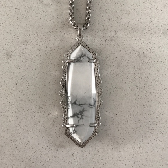 Kendra Scott Howlite Frances Necklace Marble - Picture 3 of 4