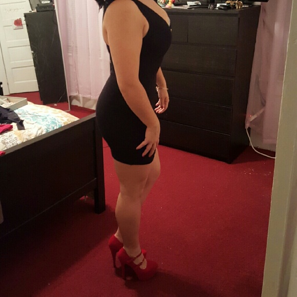 Black little dress from guess