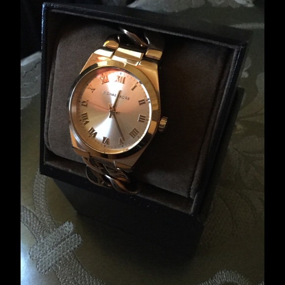 Mk watch - Picture 1 of 2