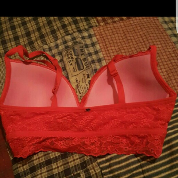 SOLD PINK TANK & RED BRALLETTE! - Picture 4 of 4