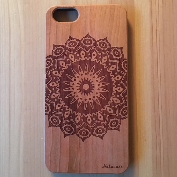 Wooden I Phone 6 Plus Mandala Case. - Picture 3 of 3