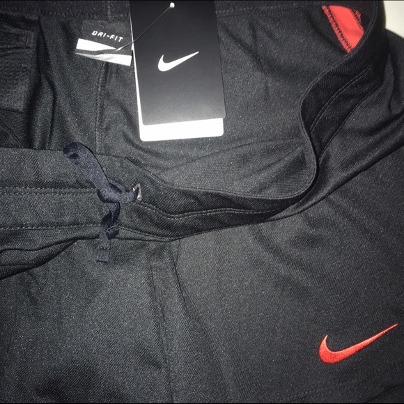 🌈3/$25 Nike dri-fit short NWT - Picture 2 of 4