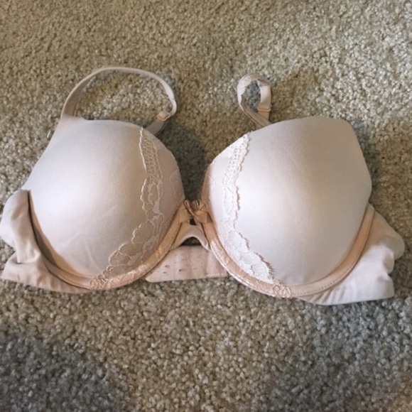 Victoria Secret 34C bra