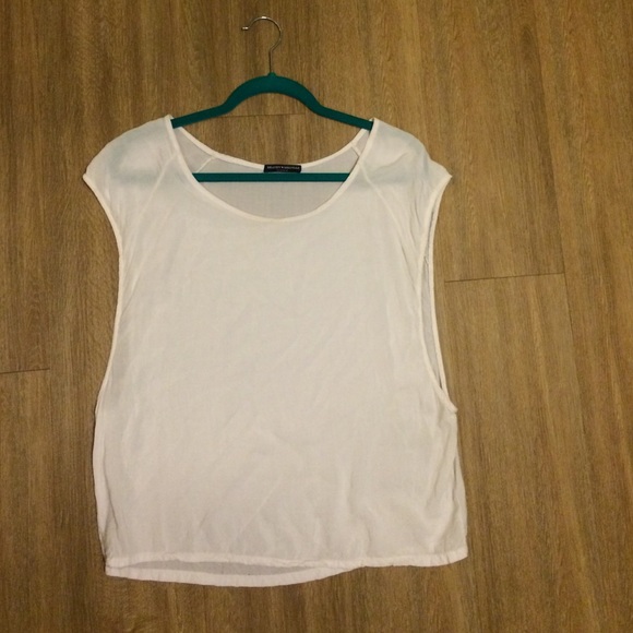 Brandy Melville T-shirt