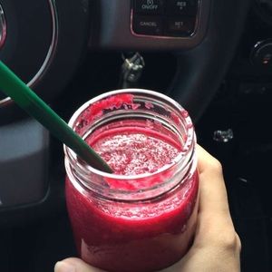 Meet your Posher, Waffa