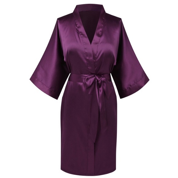 BRAND NEW Short kimono robes