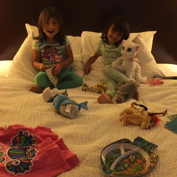 💕Meet Your Posher! Kendee 😊💕 - Picture 2 of 4