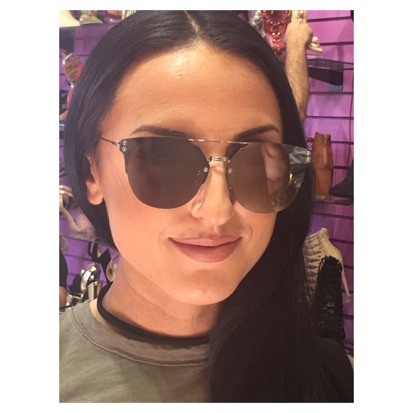 Mirrored Sunglasses, Cat Eye Sunglasses - Picture 4 of 4