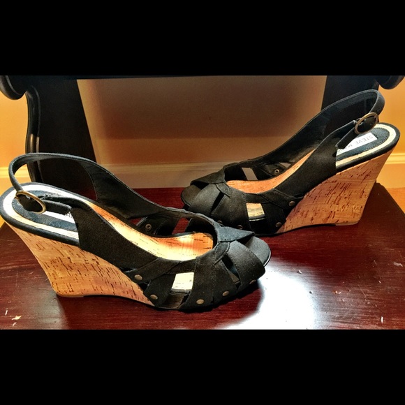 Steve Madden cork & fabric wedge w/grommets 7.5M