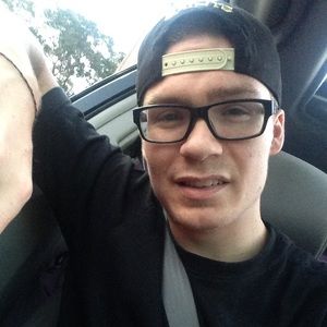 Meet your Posher, Todd