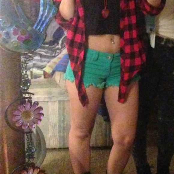 Green shorts forever 21