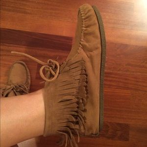 Moccasin Fringe Booties